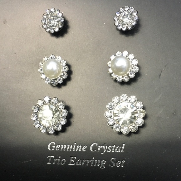 Genuine Crystal Trio Post Stud Pierced Earrings 3 Piece Set - Picture 8 of 13